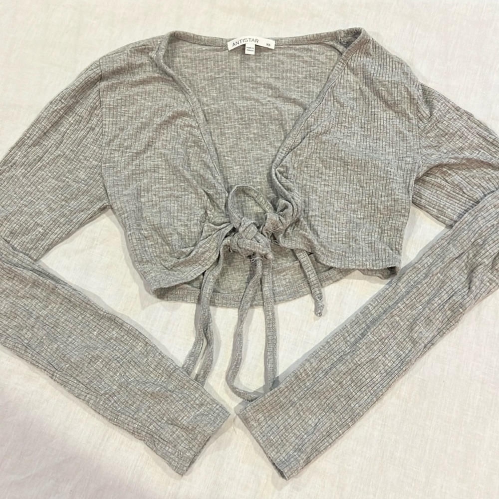 antistar long sleeve wrap crop top blouse grey rayon tie front tie back x-small
